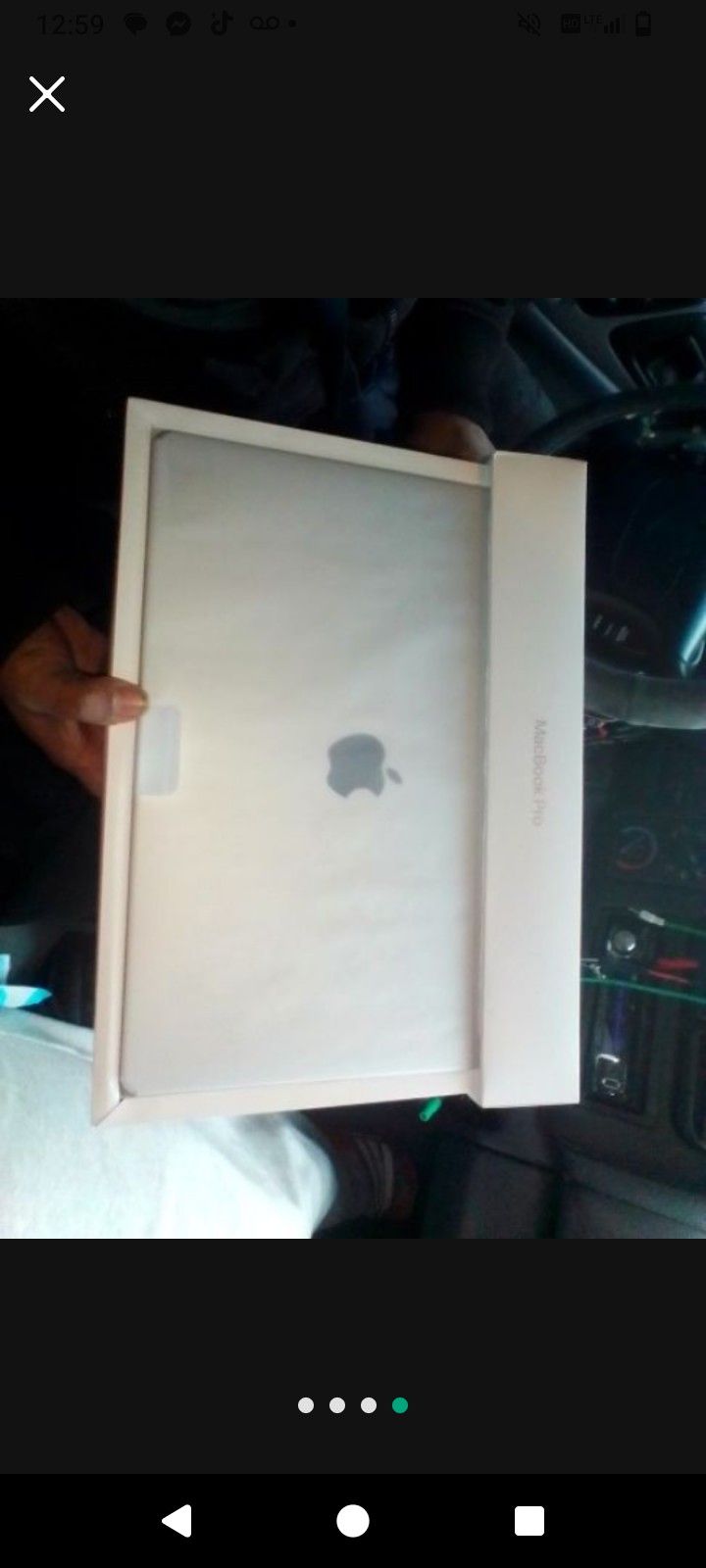 Apple MacBook Pro M4 Clip