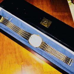 OMEGA GOLD MESH UNISEX WIND 10 KT GOLD WATCH ALL ORIGINAL COMPLETELY OVERHAULED by CERTIFIED WATCH MAKER PRICED TO SELL - SERIOUS INQUIRIES ONLY - 