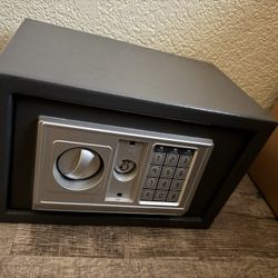 Safe (no Keys, Unable To Open)