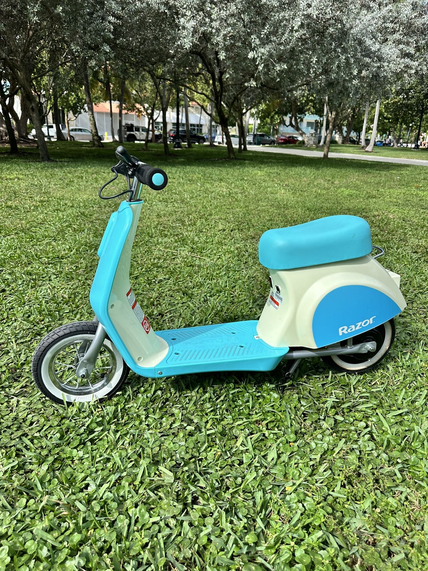Modified Razor Scooters Pocket Mod Razor Scooter for Sale in Miami, FL - OfferUp