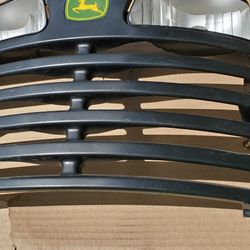 BLACK GRILL For.John Deere Lawn Tractor $75
*original OEM replacement w/gold screws NOT CHEAP SILVER TONE -- NOT a knockoff fake made in China inferio