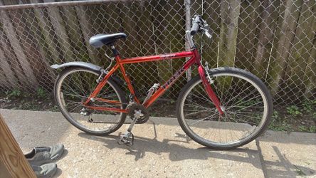 Mountain bike wheels 26x150 small size good condition, 21 speed