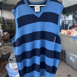 Es Un Sleeve Less &nuevo Por $5dolls