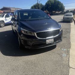 2015 Kia Sedona