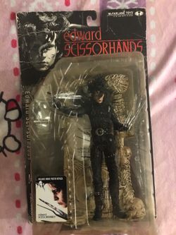 Edward Scissorhands Figurine
