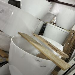 Freestanding Tubs $500-$600