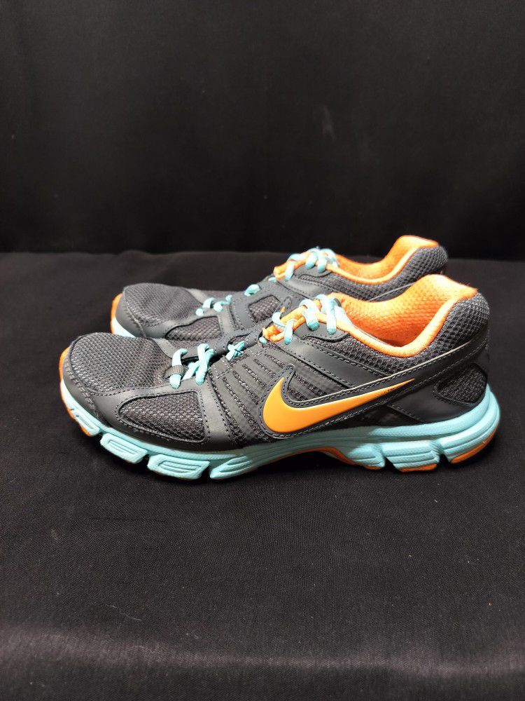 Women's Grey And Orange Nike Downshifter 5  Sneakers (Size 6.5)