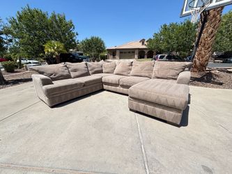 Sectional Couch - Free Delivery