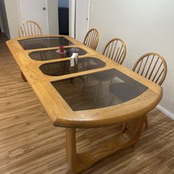 Dinning Table With 4 Chairs