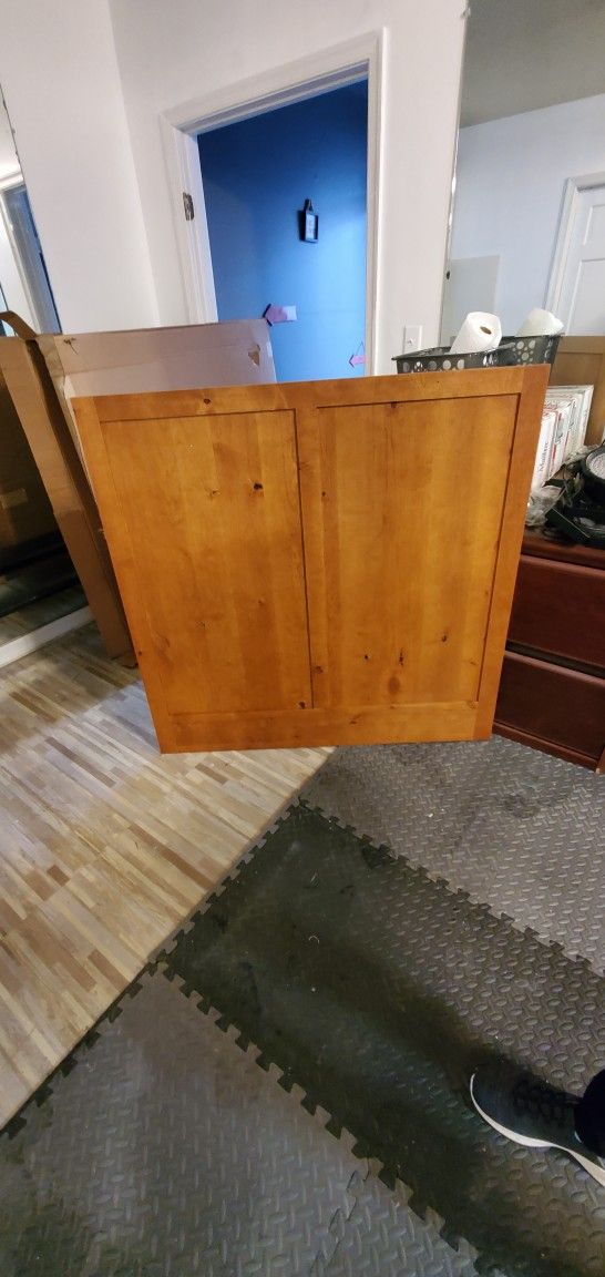 Wainscoting Type Cherry Panel 4x4