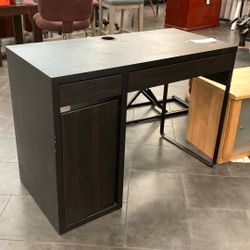 Small Office Desk