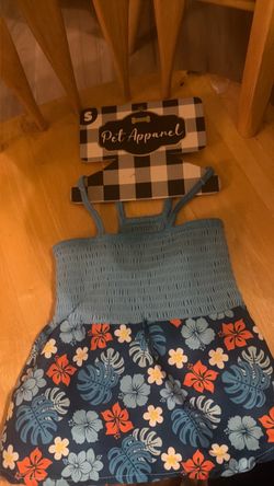 Pet Apparel Floral Dress Size Small