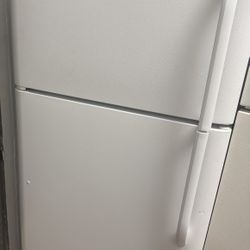 Top-Load Refrigerator 