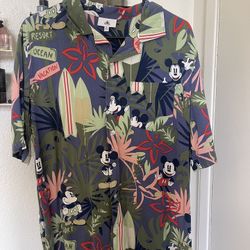 Disneyland Vintage Ocean Resort Vacation Button Up Shirt Size S
