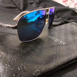 GUESS UNISEX BLUE COBALT SILVER FRAME
