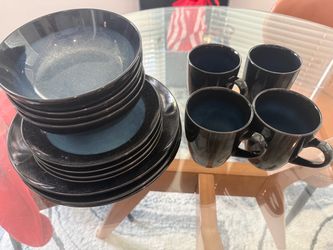 Black and Blue Ceramic Dinnerware Set