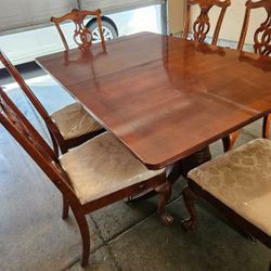 Dining Room Table 