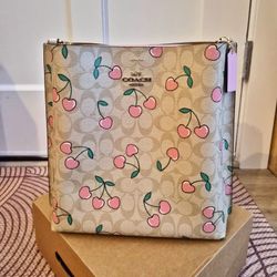 Coach Cherry Mollie Bucket Bag
