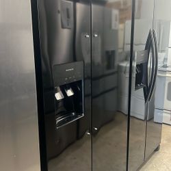 Refrigerator Side By Side Frigidaire 