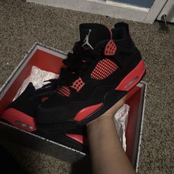 Jordan 4 Red Thunders 