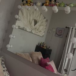 Vanity Mirror 