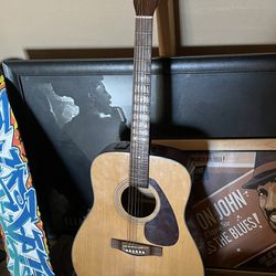 Yamaha Acoustic Electric Guitar FX335