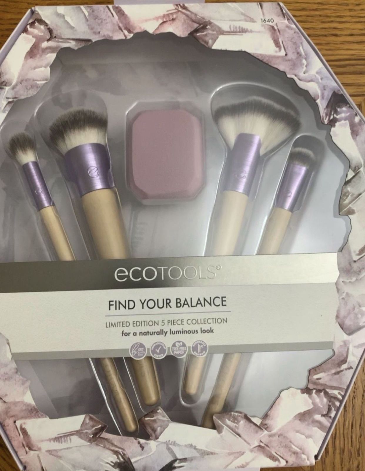 Brand new Makeup Brushes Sets $7 Each Set (Pick Up Only) Montrose and Central 