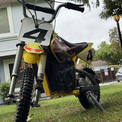 Razor Dirtbike MX650