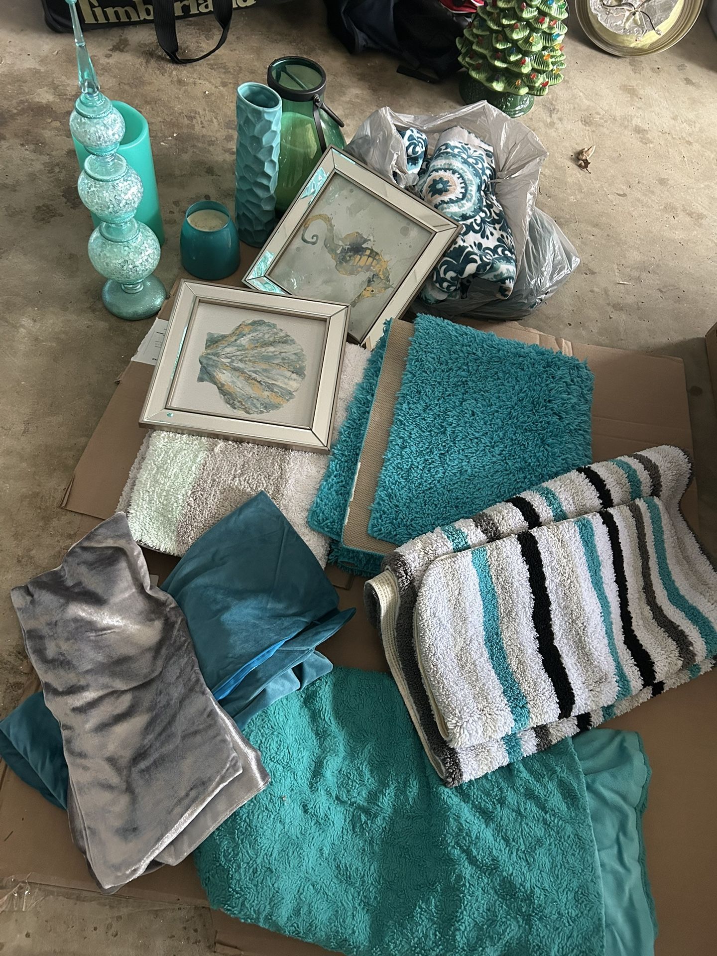 Bathroom And Bedroom Home Decor Was Only Used For Decoration