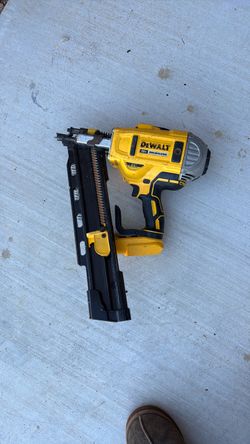 Dewalt Nailer