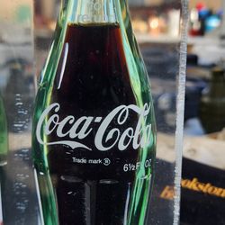 Vitage  Unoponed  COCA COCA Encase In Lucite Agrylic
