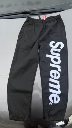 (m) Supreme Joggers