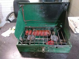 COLEMAN CAMPING STOVE *READ DETAILS