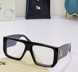 Offwhite Clear Lens's $100