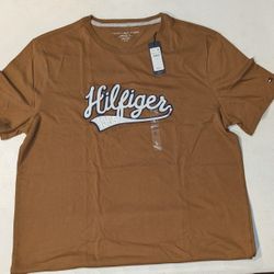 *New* Men's Large Tommy Hilfiger Short Sleeve Shirt