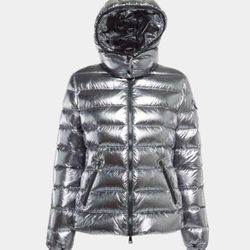 Moncler Silver Giobbotto Down Puffer Jacket Detachable Hood Size 0 (US XS)