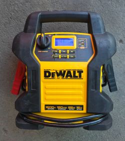 DEWALT 1600 PEAK AMP JUMP STARTER DIGITAL COMPRESSOR USB POWER BANK
