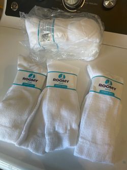 6 pairs brand, new diabetic socks