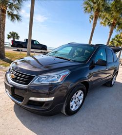 2015 chevrolet suv - clean tittle - low miles