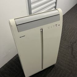 Air Conditioner W Remote