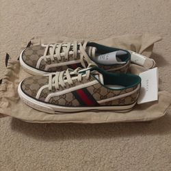 WOMEN'S GUCCI TENNIS 1977 SNEAKER SIZE 9
