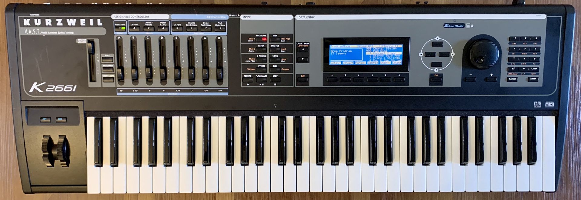 Kurzweil K2661 Workstation