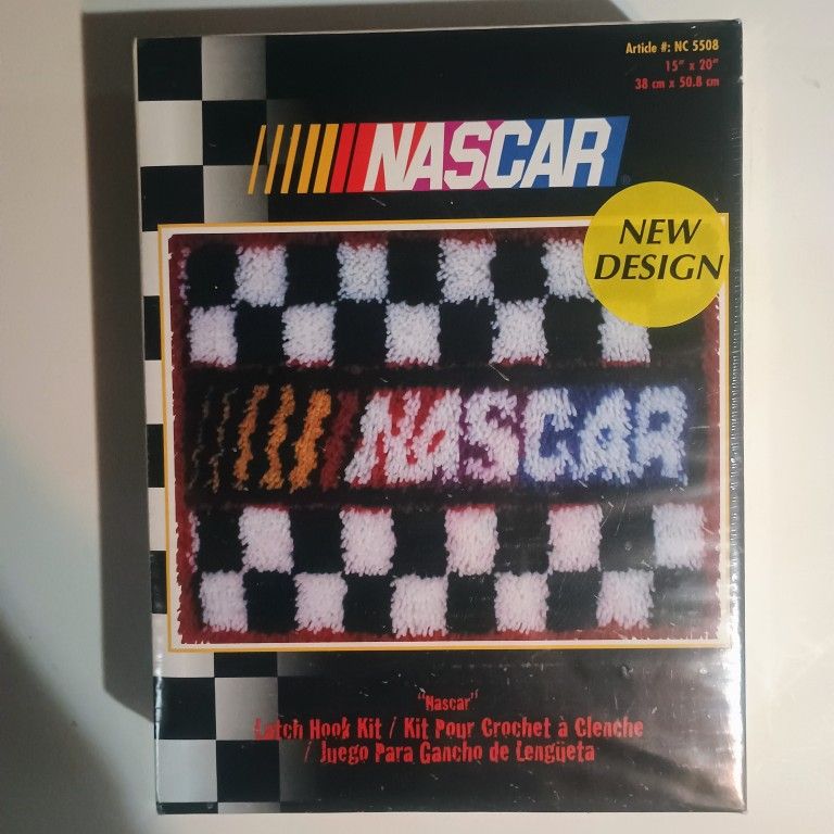 NASCAR Racing Latch Hook Kit 15” X 20” Rug Caron Vintage NC 5504 Checkerboard
