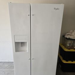 Whirlpool Refrigerator 