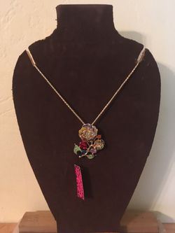 Betsey Johnson Flowers Necklace/Pin. #112.
