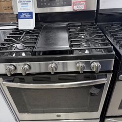 GE 30in. 5-Burner Gas Range