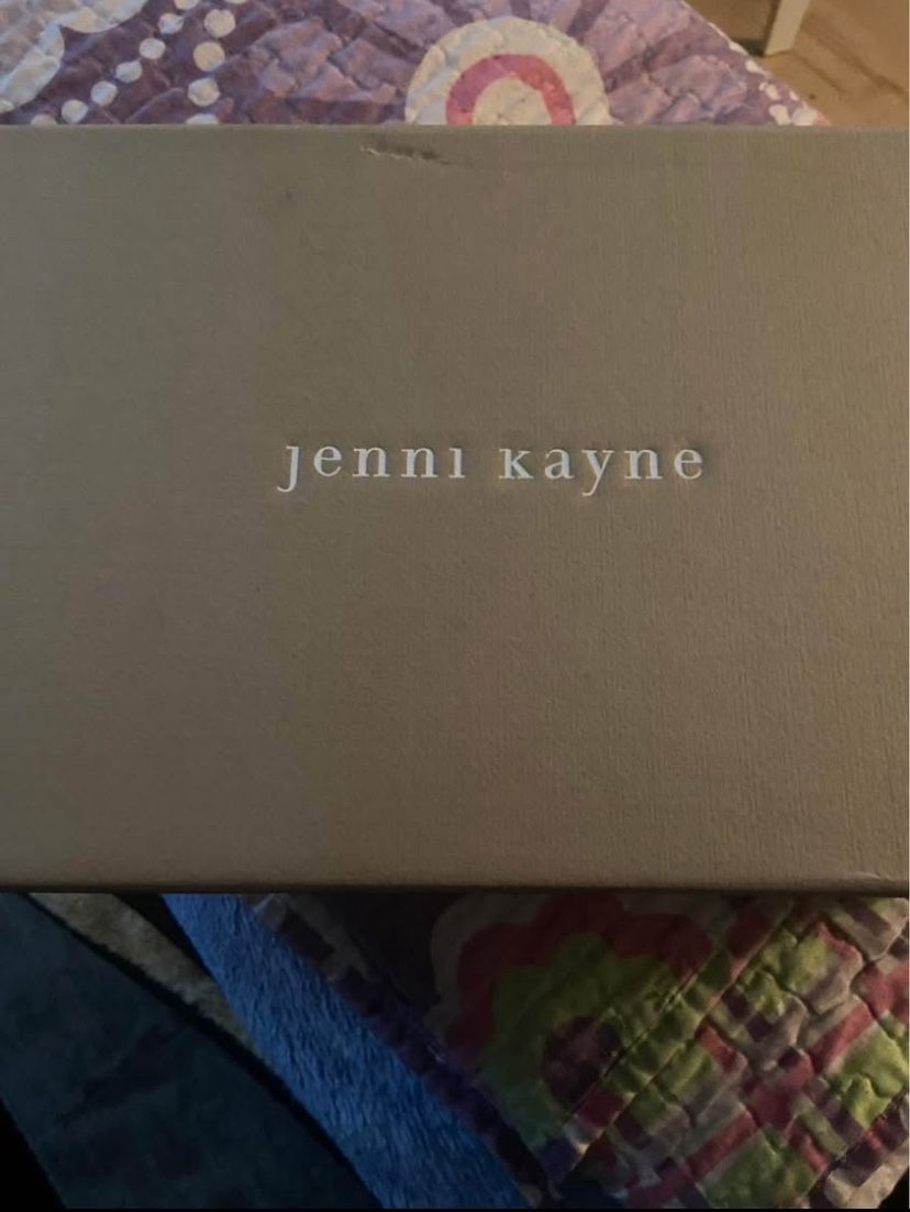 Jenni Kayne Fluffy Slippers