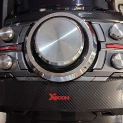 LG  Xboom Stereo 
