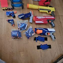 NERF GUNS AND ACCESSORIES 