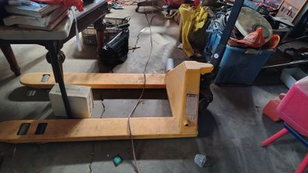 Pallet jack